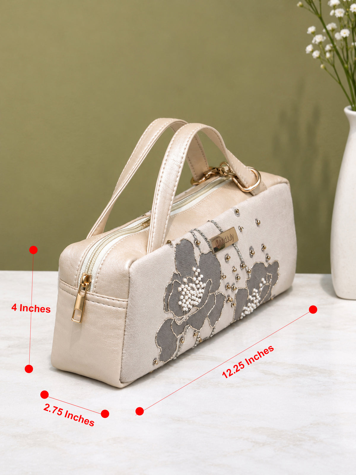 The Art of Being Admired Clutch