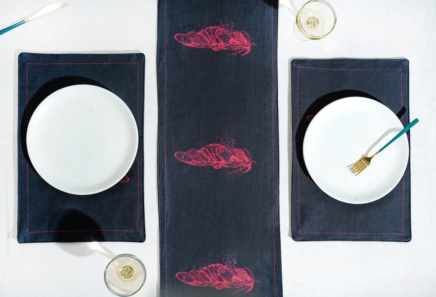 The Graceful Feather cotton Table runner 12x48 Inch