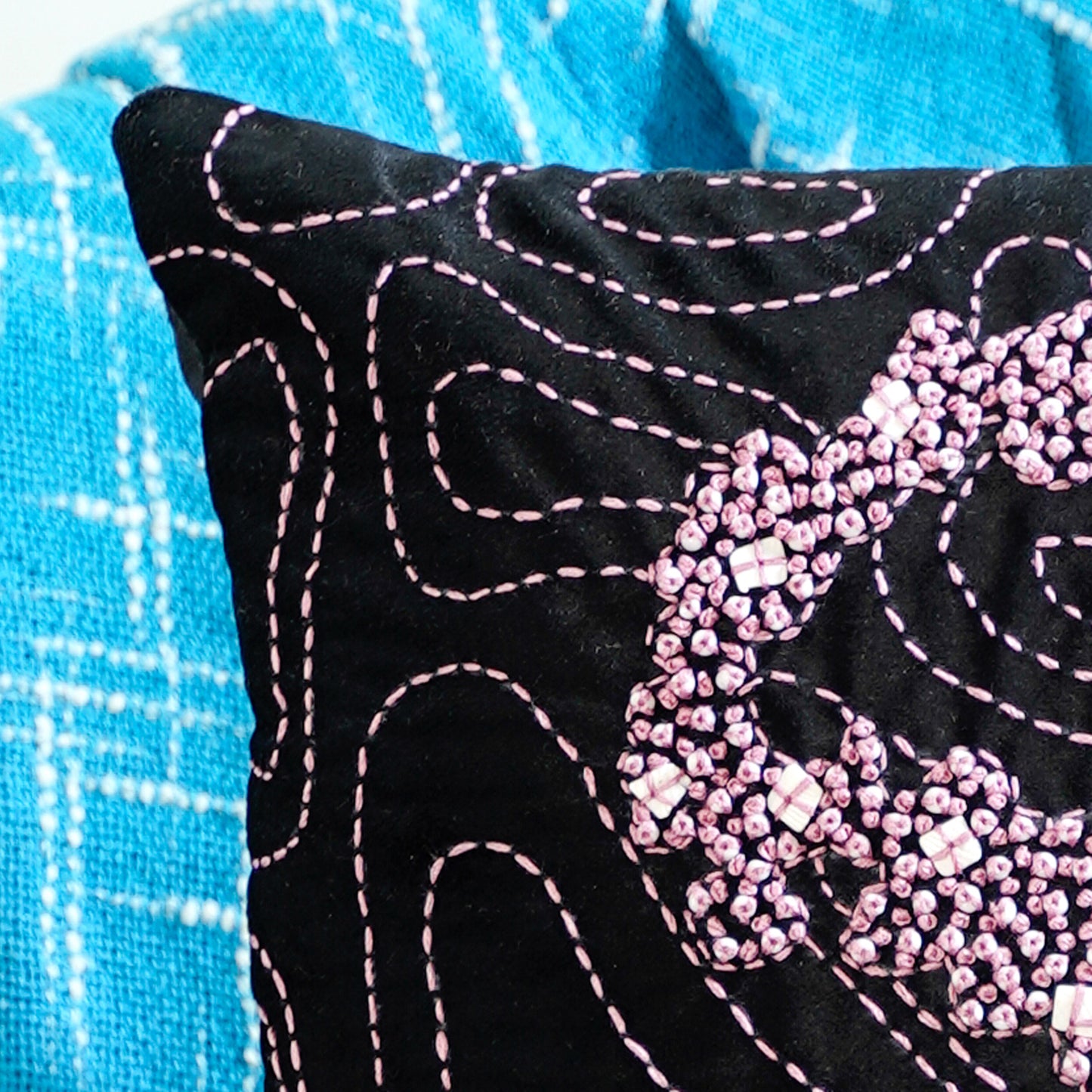The Memory Maze black Cushion Cover 16x 16 Inch