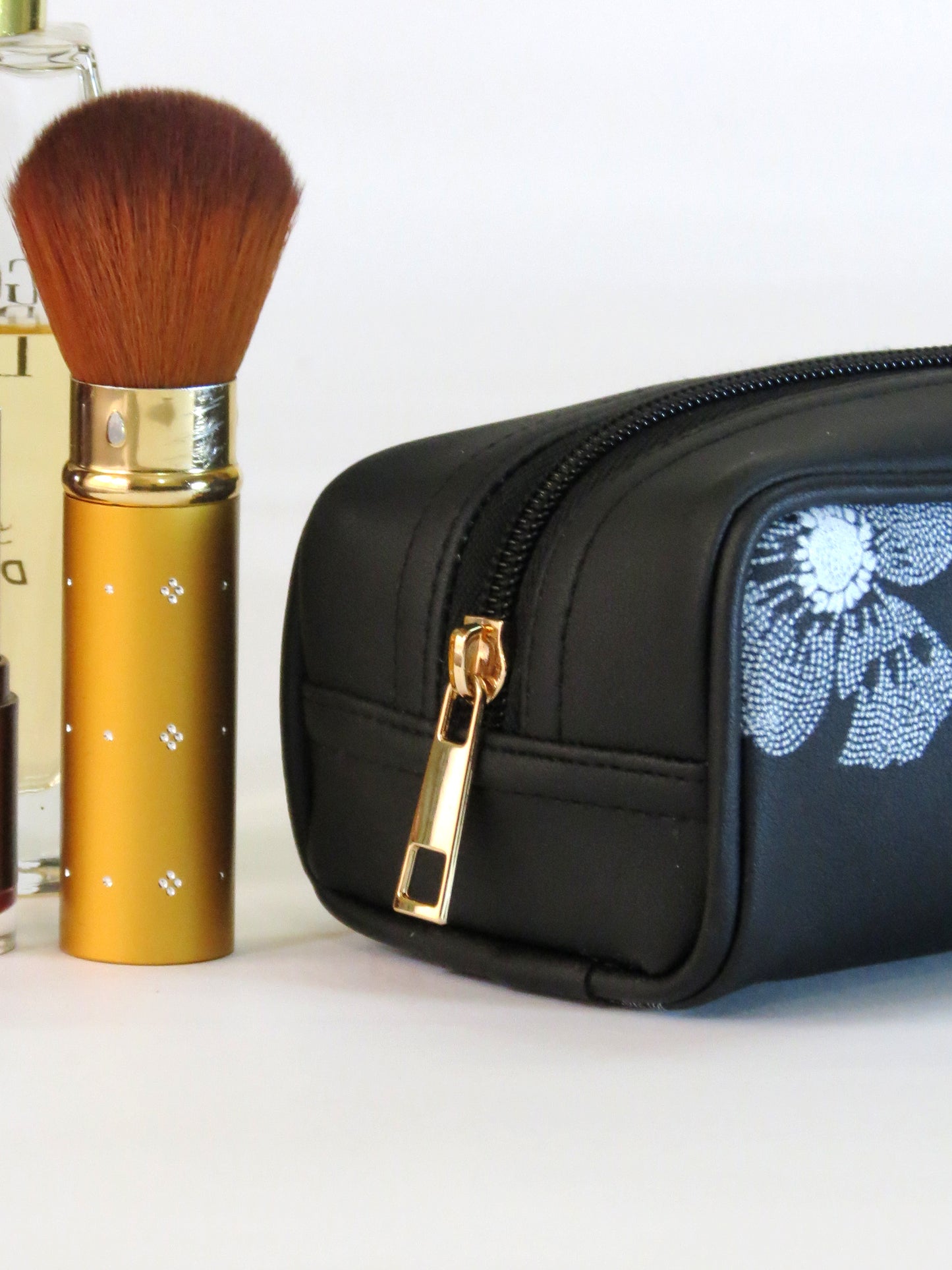 Unstoppable Travel pouch set of 4