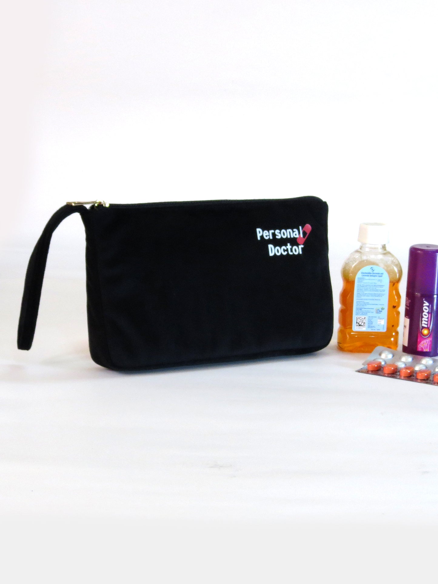 Black Currant Travel pouch set of 4