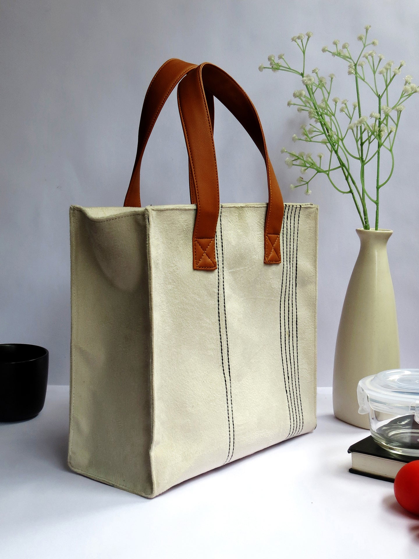Velvet Tiffin Companion – Beige Lunch Bag with Bottle Space