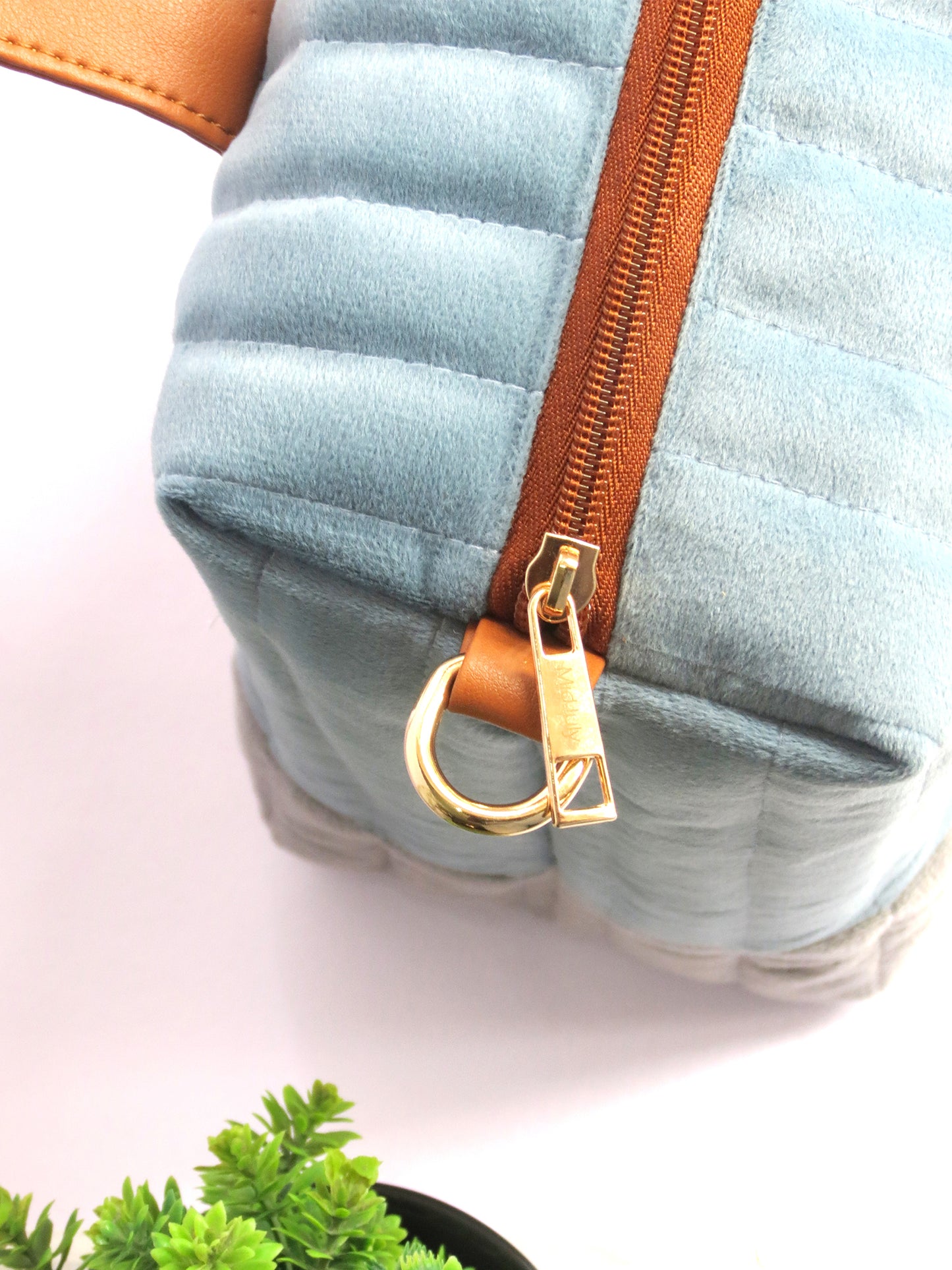 Quilted Velvet Lunch Bag for Women & Men