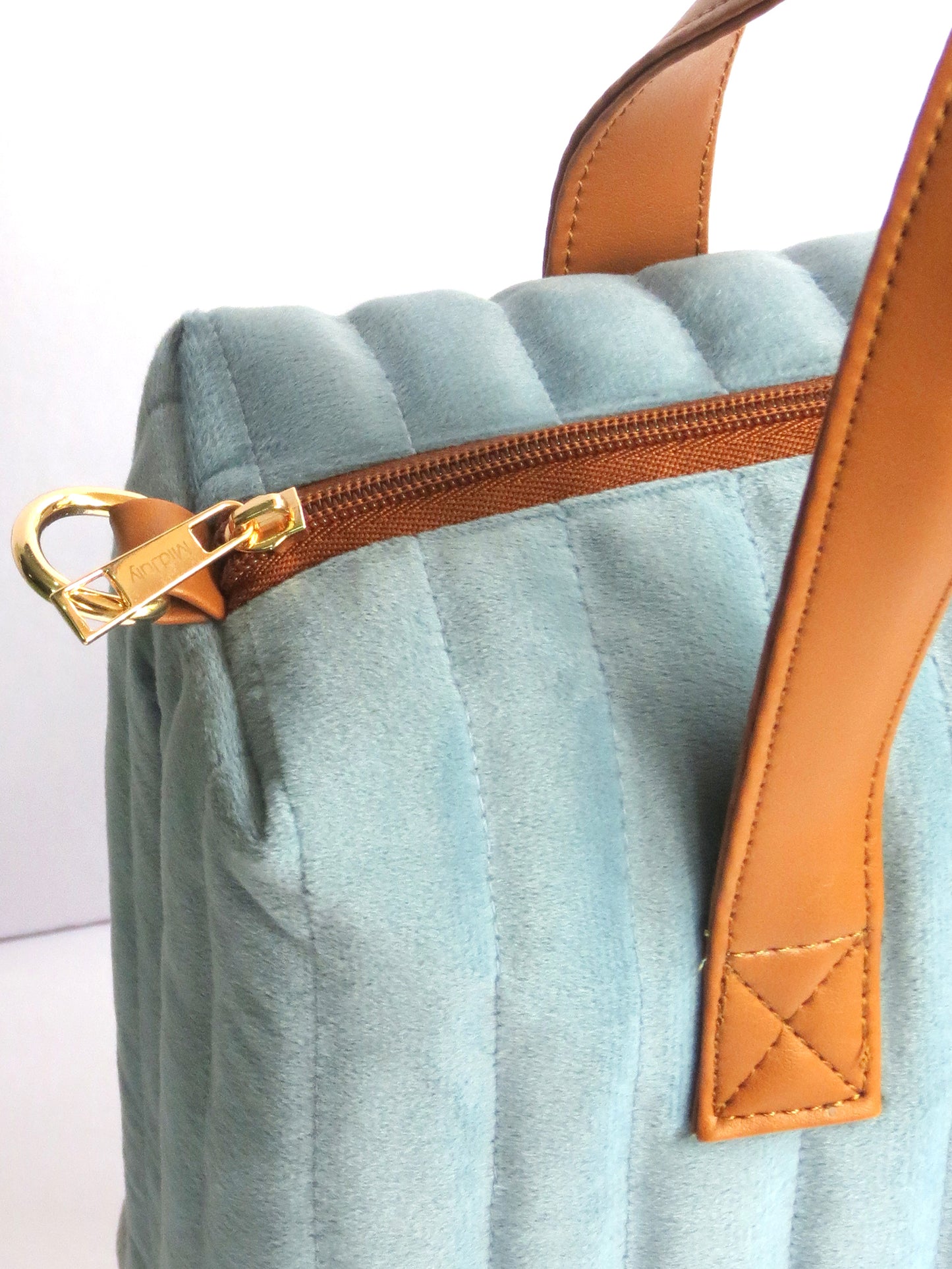 Quilted Velvet Lunch Bag for Women & Men