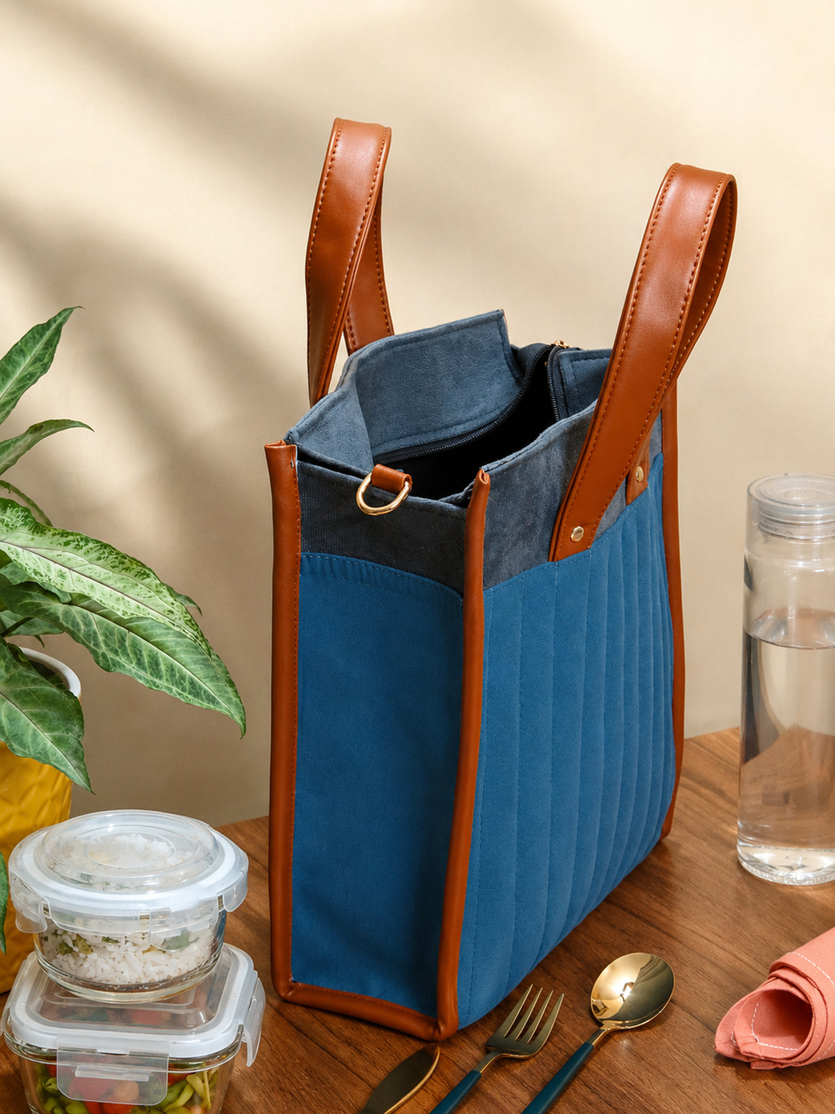 Blue Velvet Quilted Lunch Bag