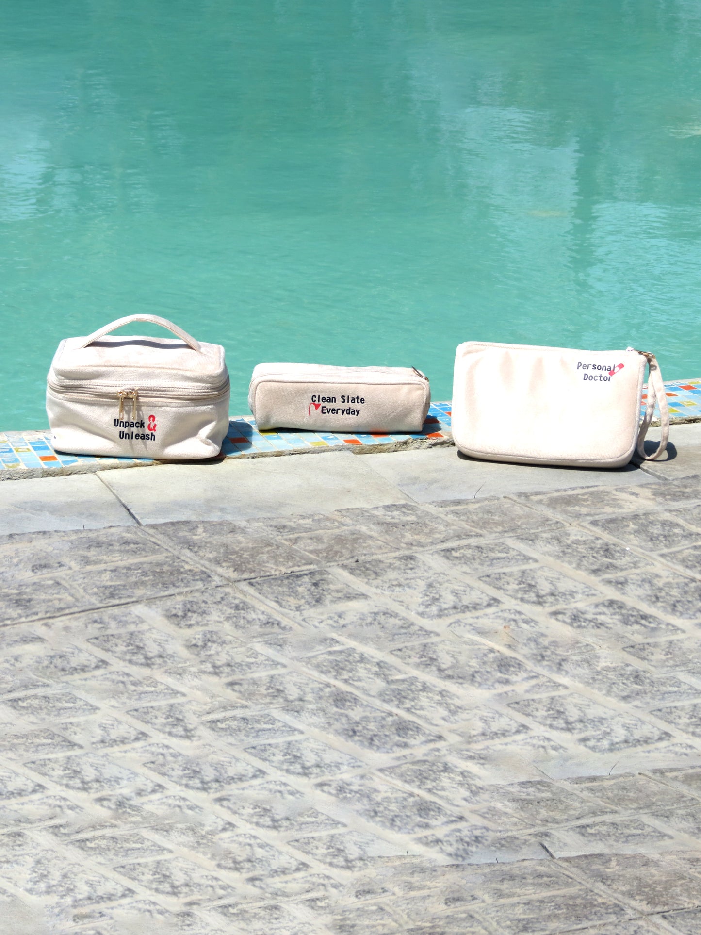 Marshmallow Travel pouch set of 4