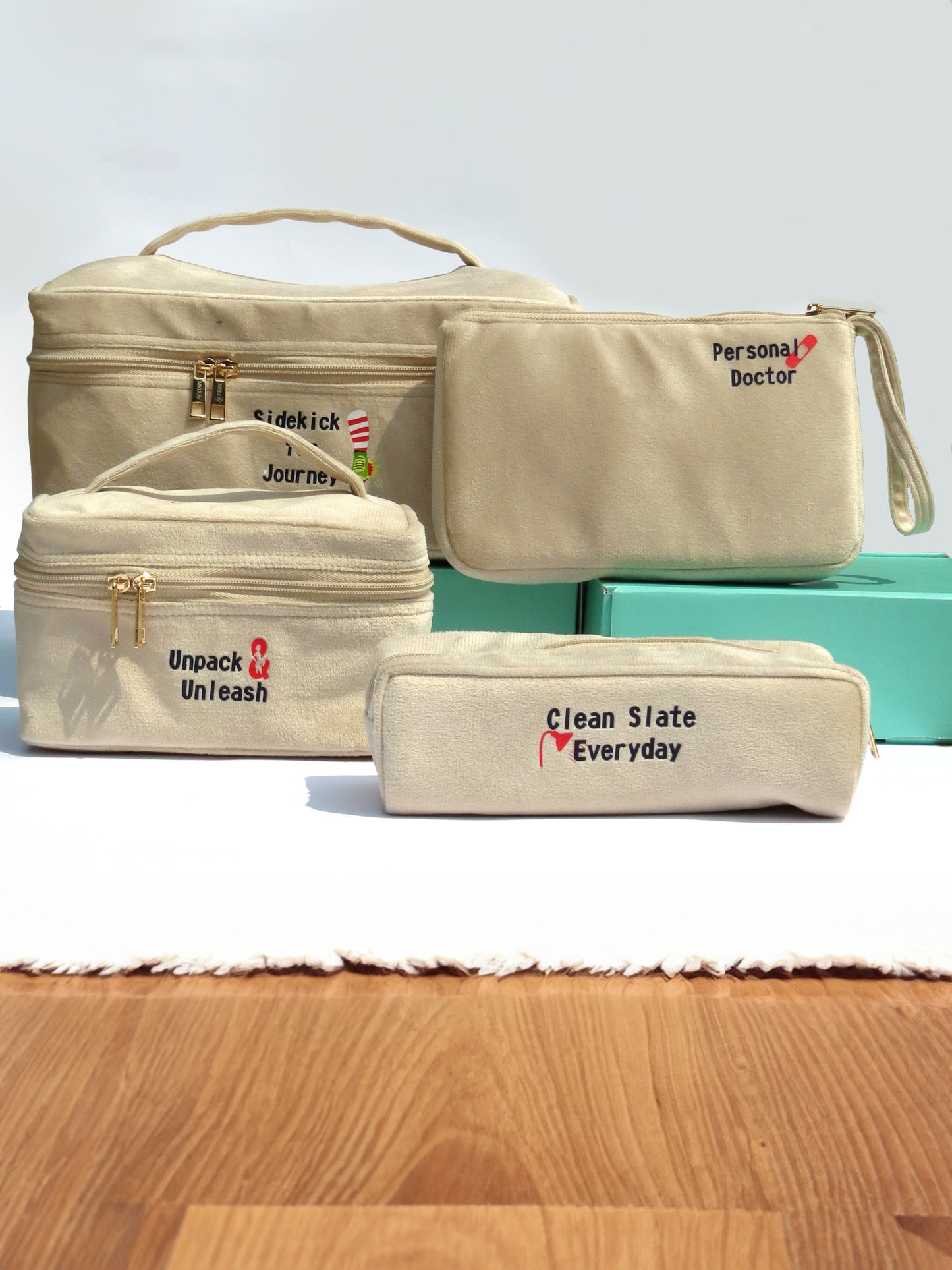 Marshmallow Travel pouch set of 4