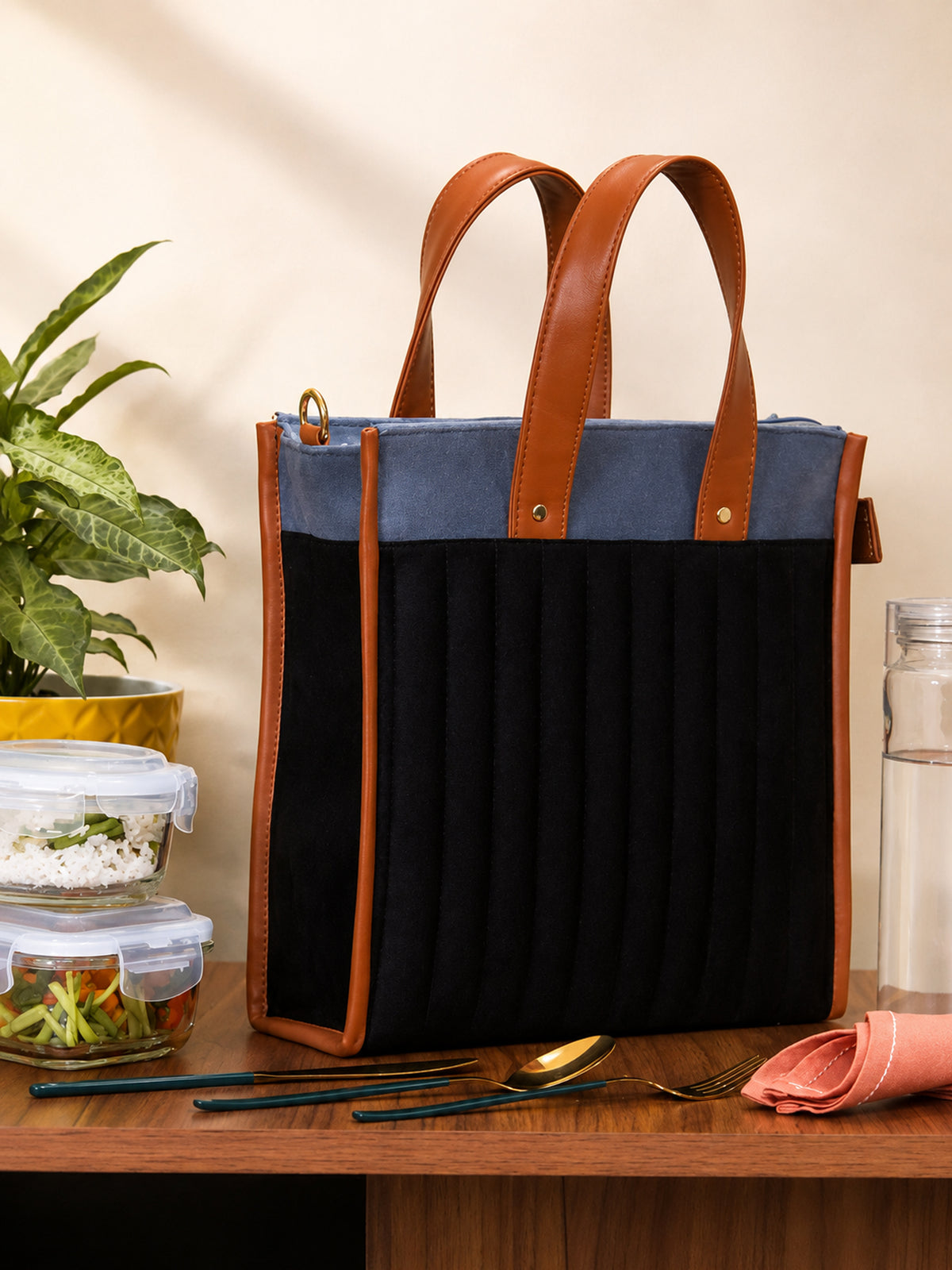 Black Velvet Quilted Lunch Bag