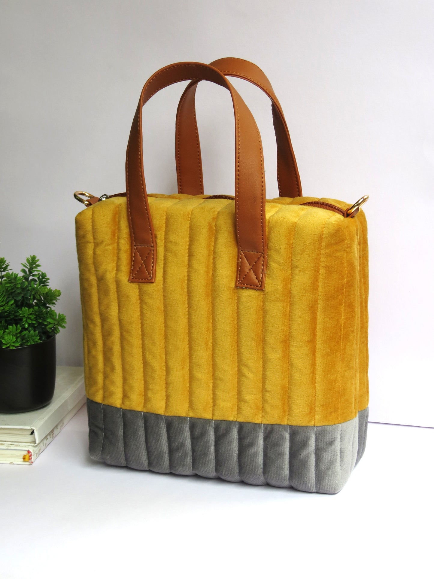 Quilted Lunch Bag for Office Women & Men