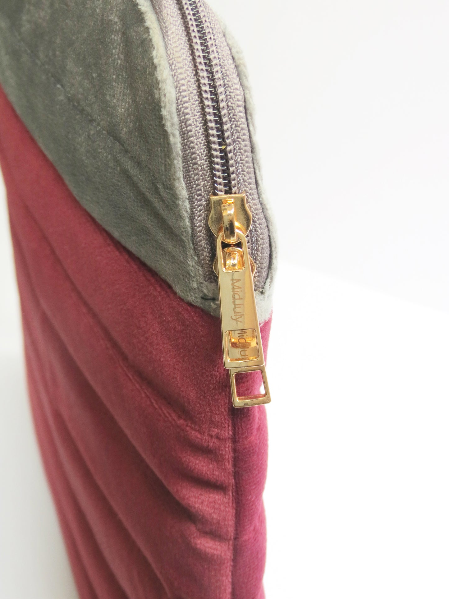Velvet Laptop Sleeve – Maroon
