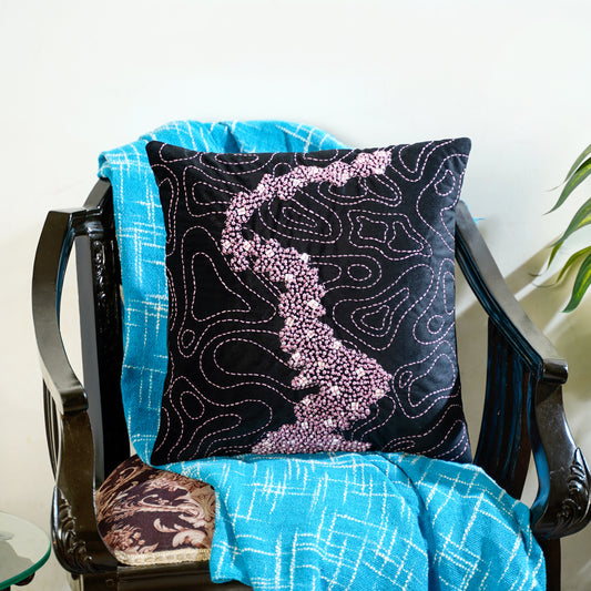 The Memory Maze black Cushion Cover 16x 16 Inch