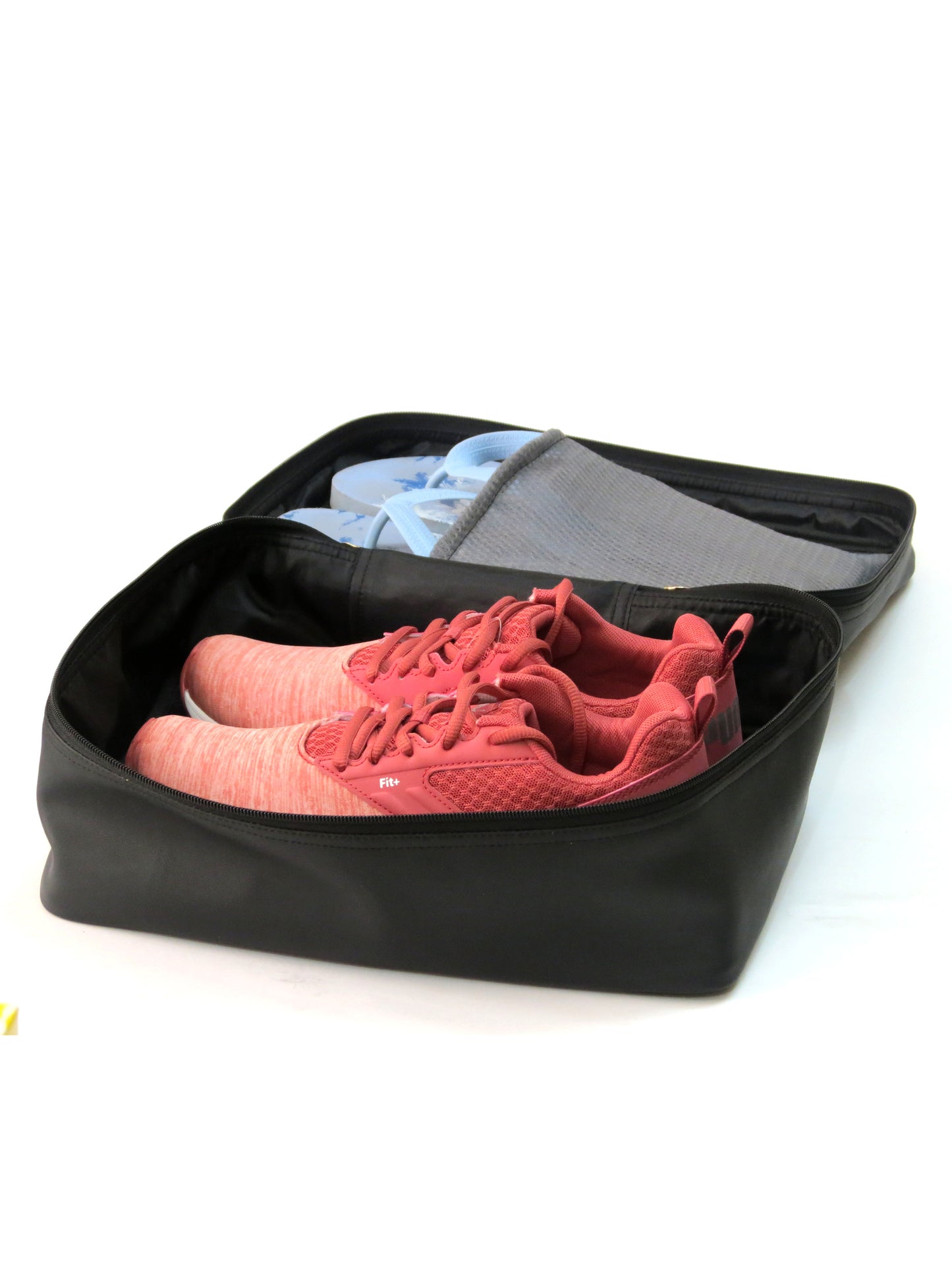 Unstoppable Travel pouch set of 4