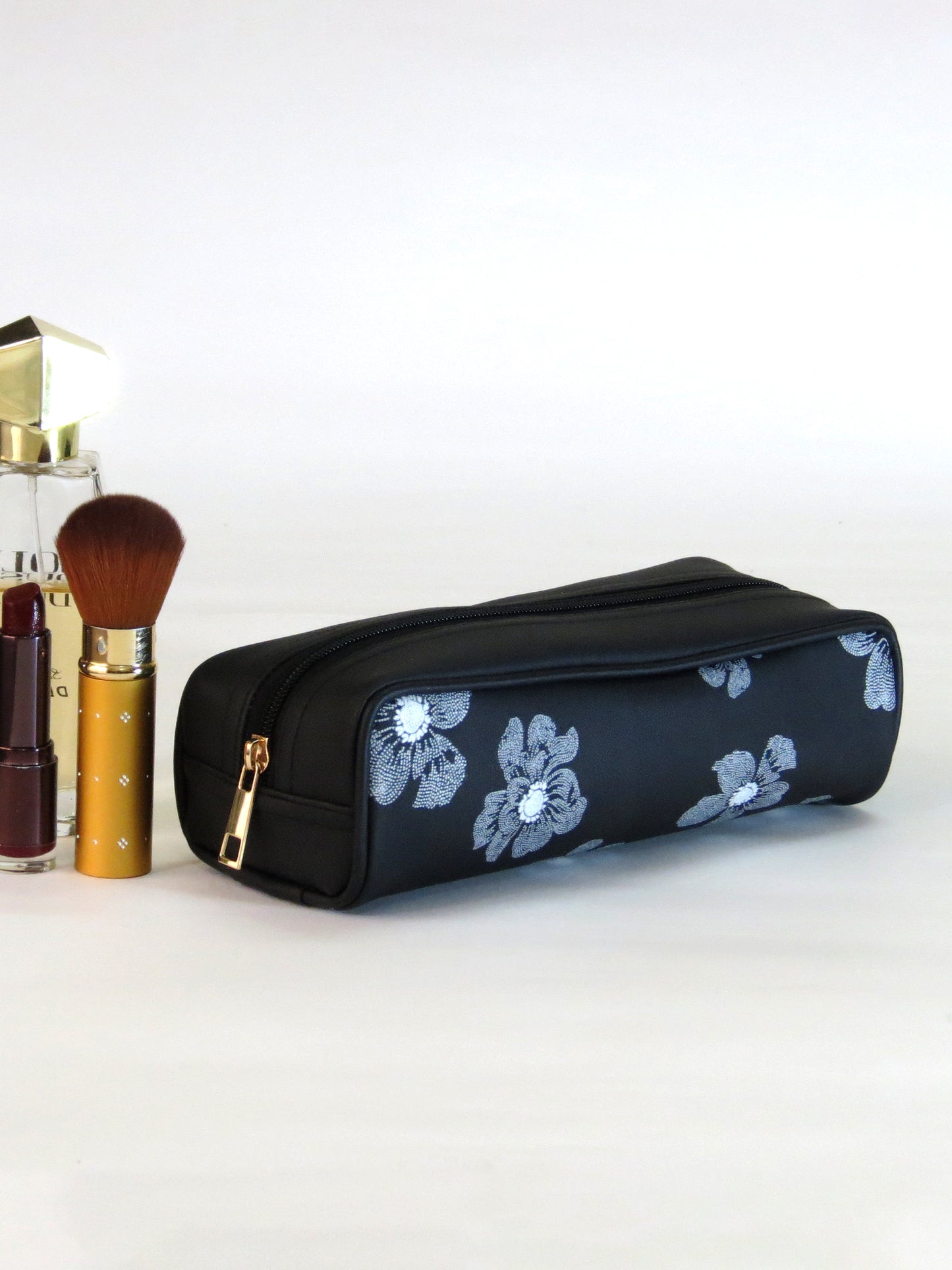 Unstoppable Travel pouch set of 4