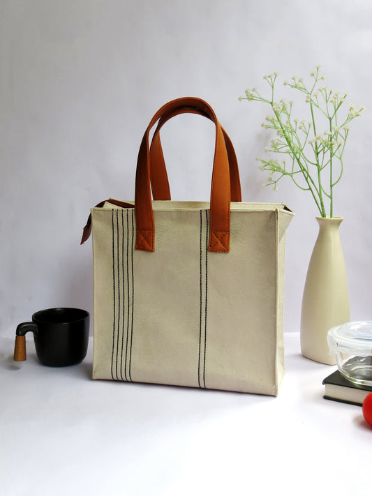 Velvet Tiffin Companion – Beige Lunch Bag with Bottle Space